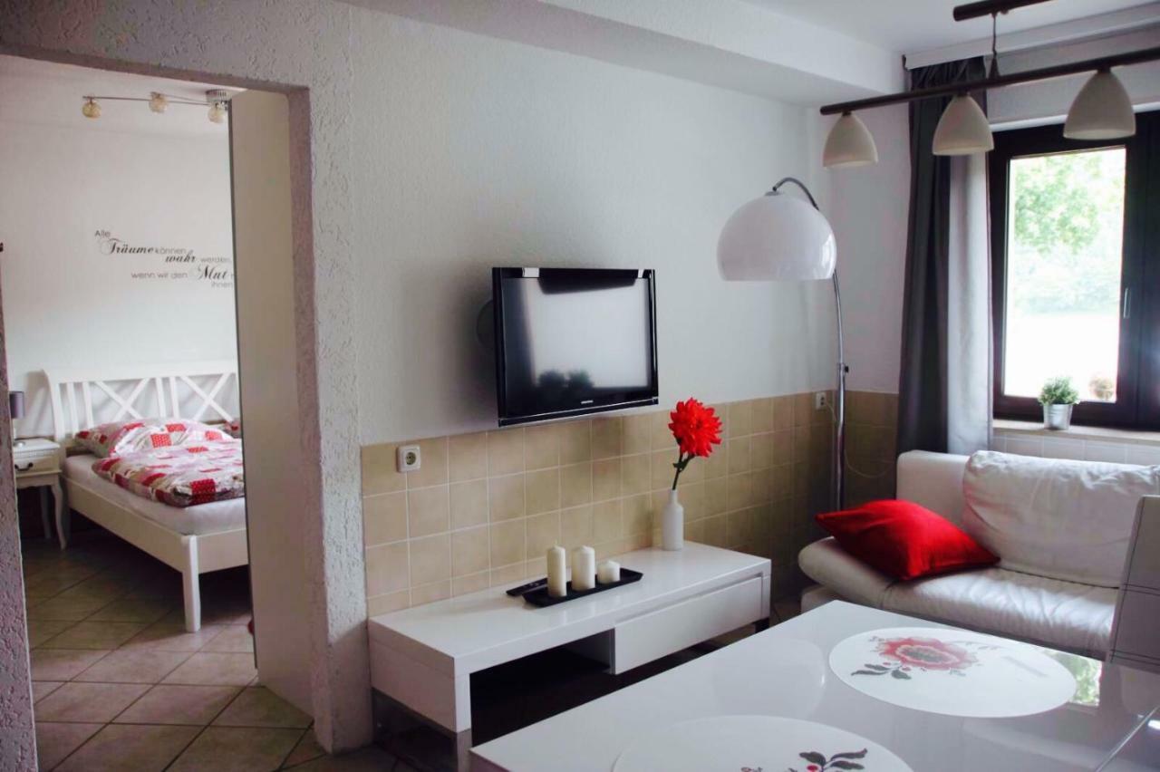 Apartamento Haus Am Ufer Mit Rheinpanoramablick Coblenza Exterior foto