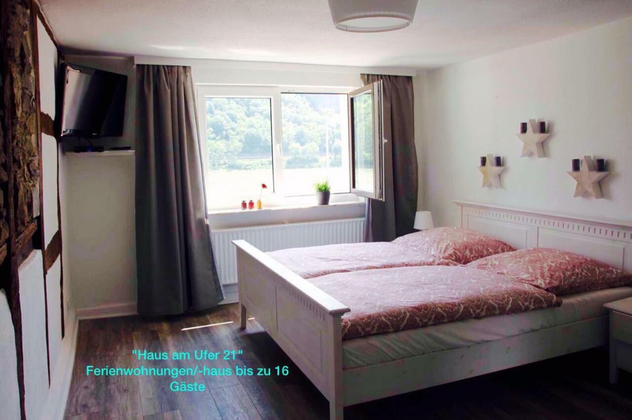 Apartamento Haus Am Ufer Mit Rheinpanoramablick Coblenza Exterior foto